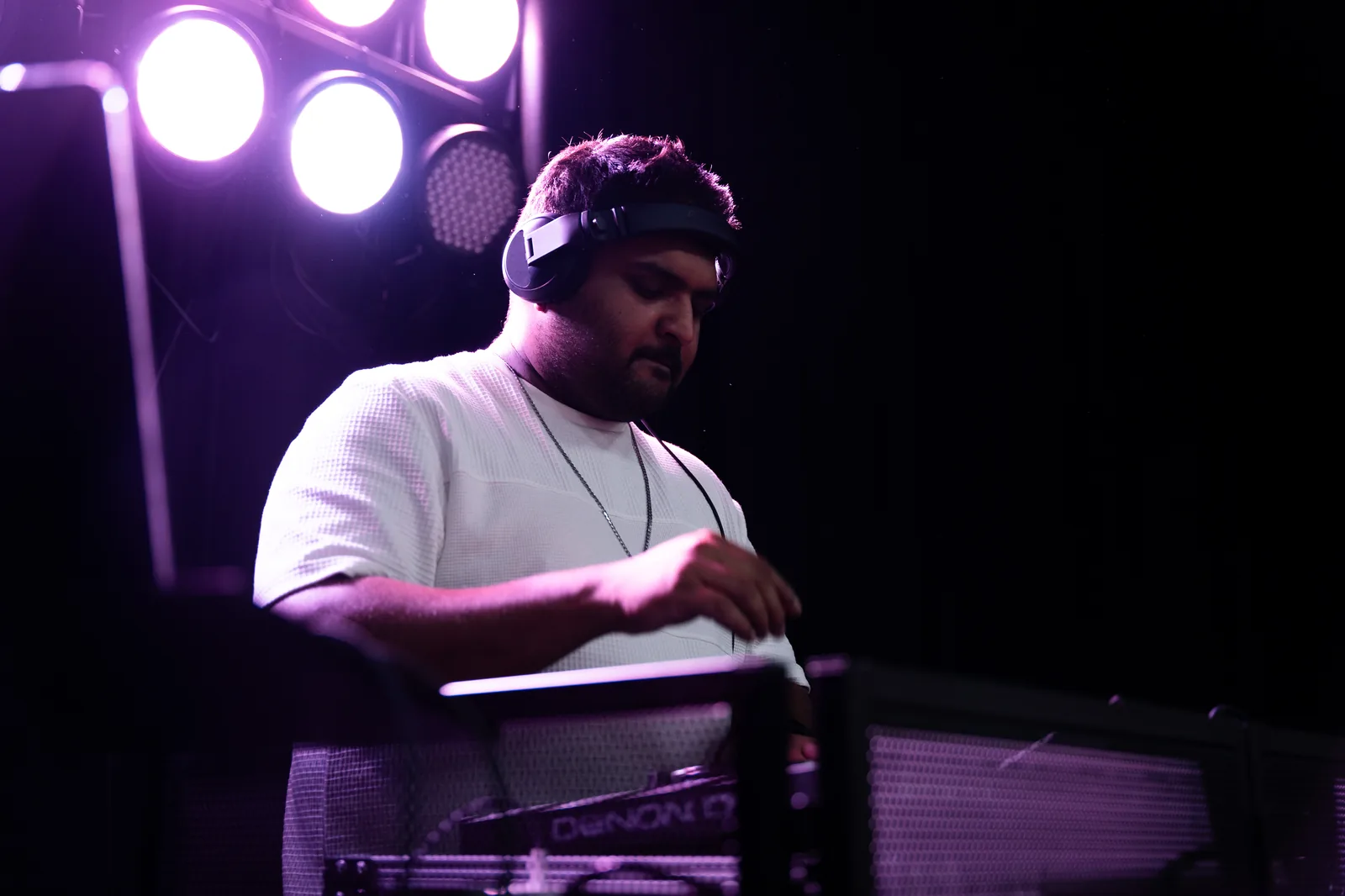 Fattymahn behind the decks